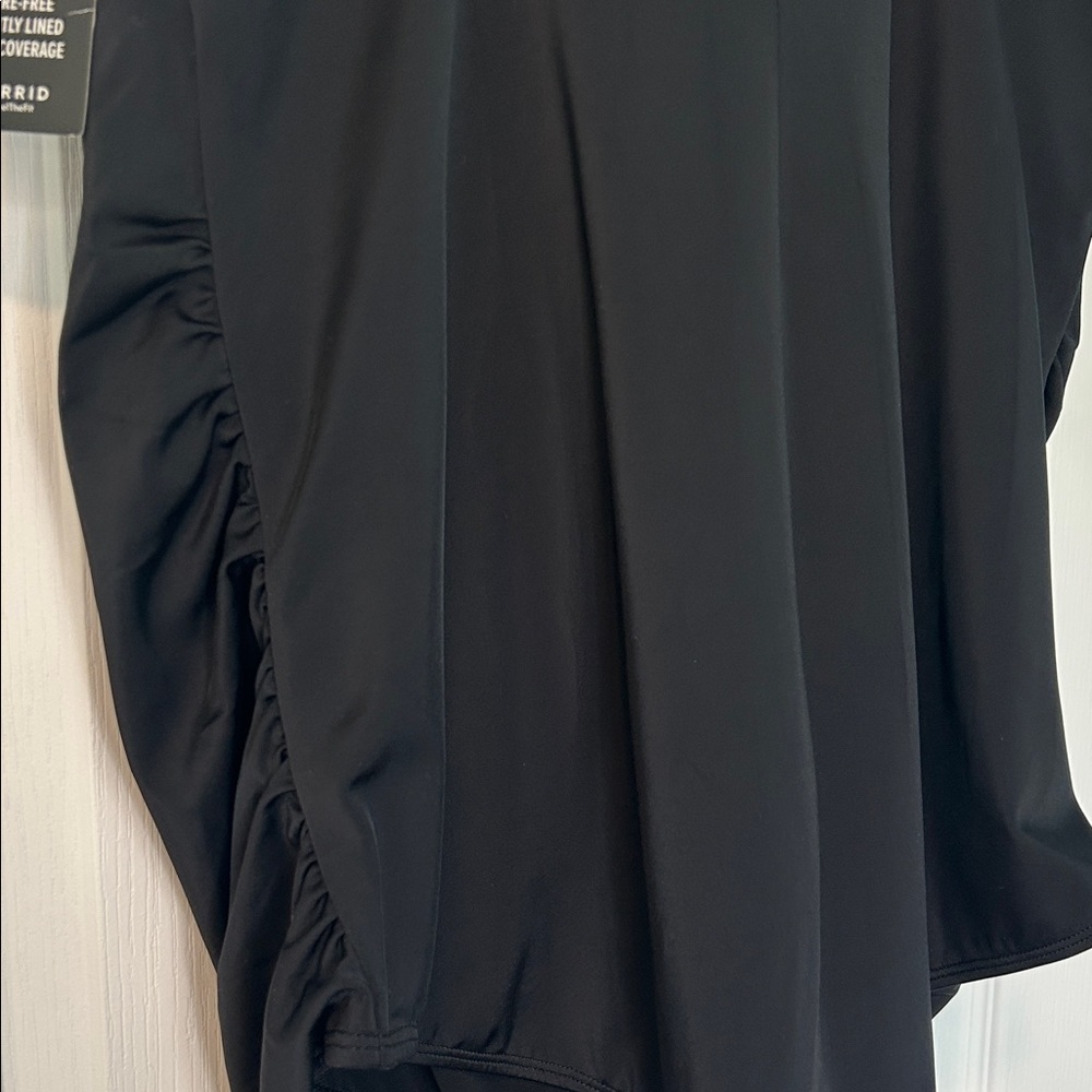 Torrid One Piece Swimsuit Women’s 3X Black Wireless Ruched Cap Sleeves - Picture 7 of 9
